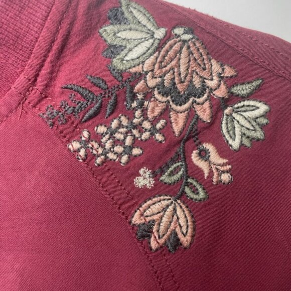 Maurices Light Spring Zipper Jacket/Floral Embroidery Size: Small - Picture 5 of 5